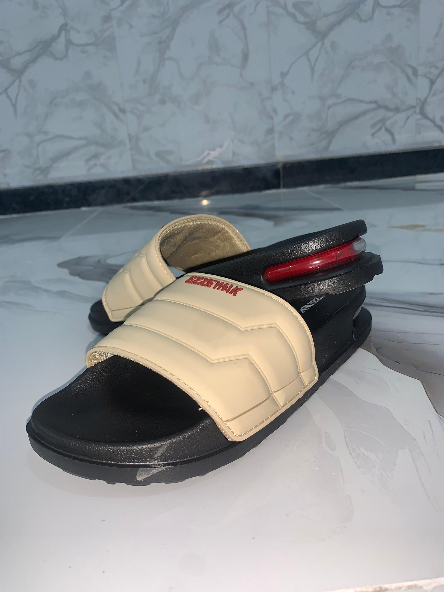 Easy step jents AVR slide new arrival article naram aur comfortable sole k sath